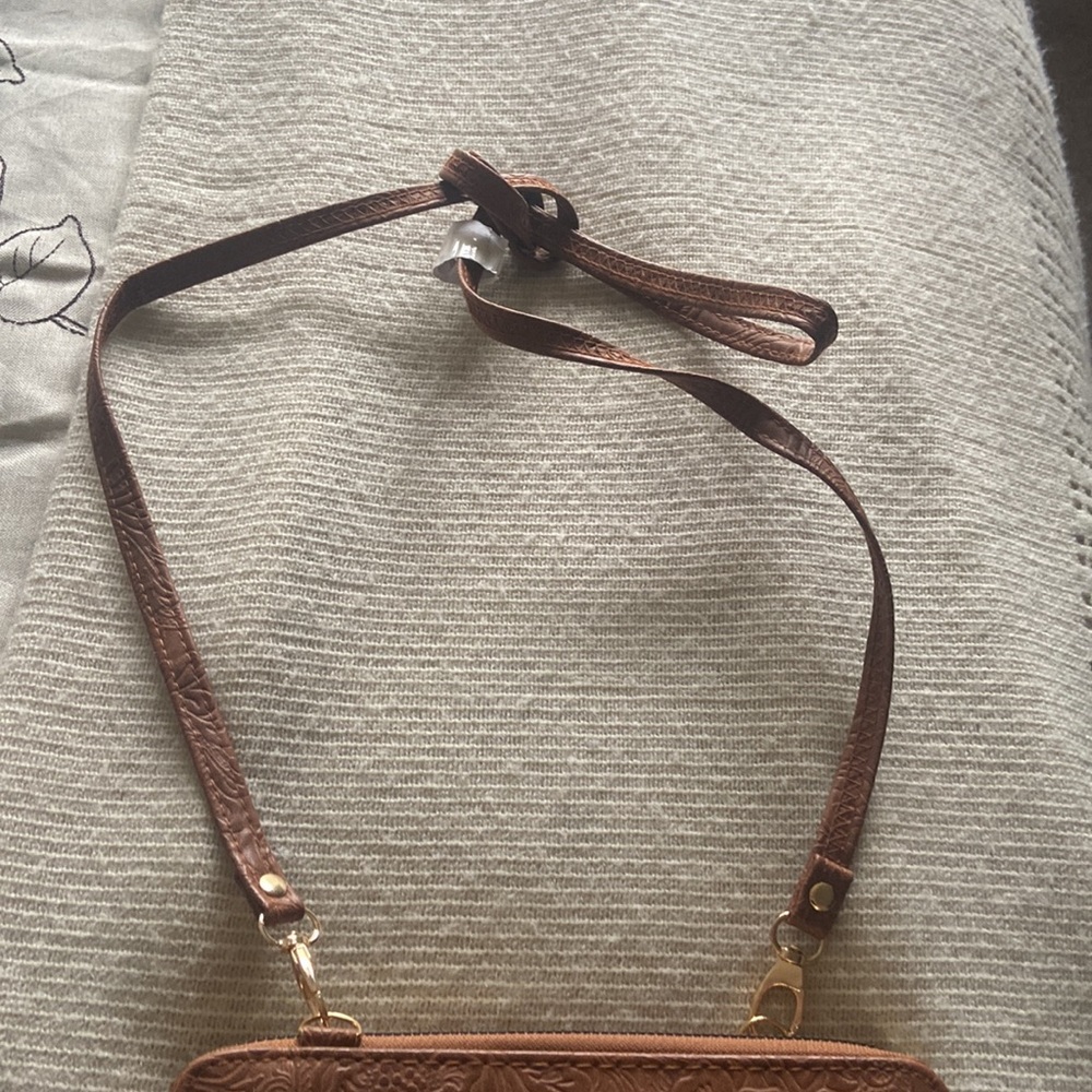 Wristlet - Picture 4 of 6